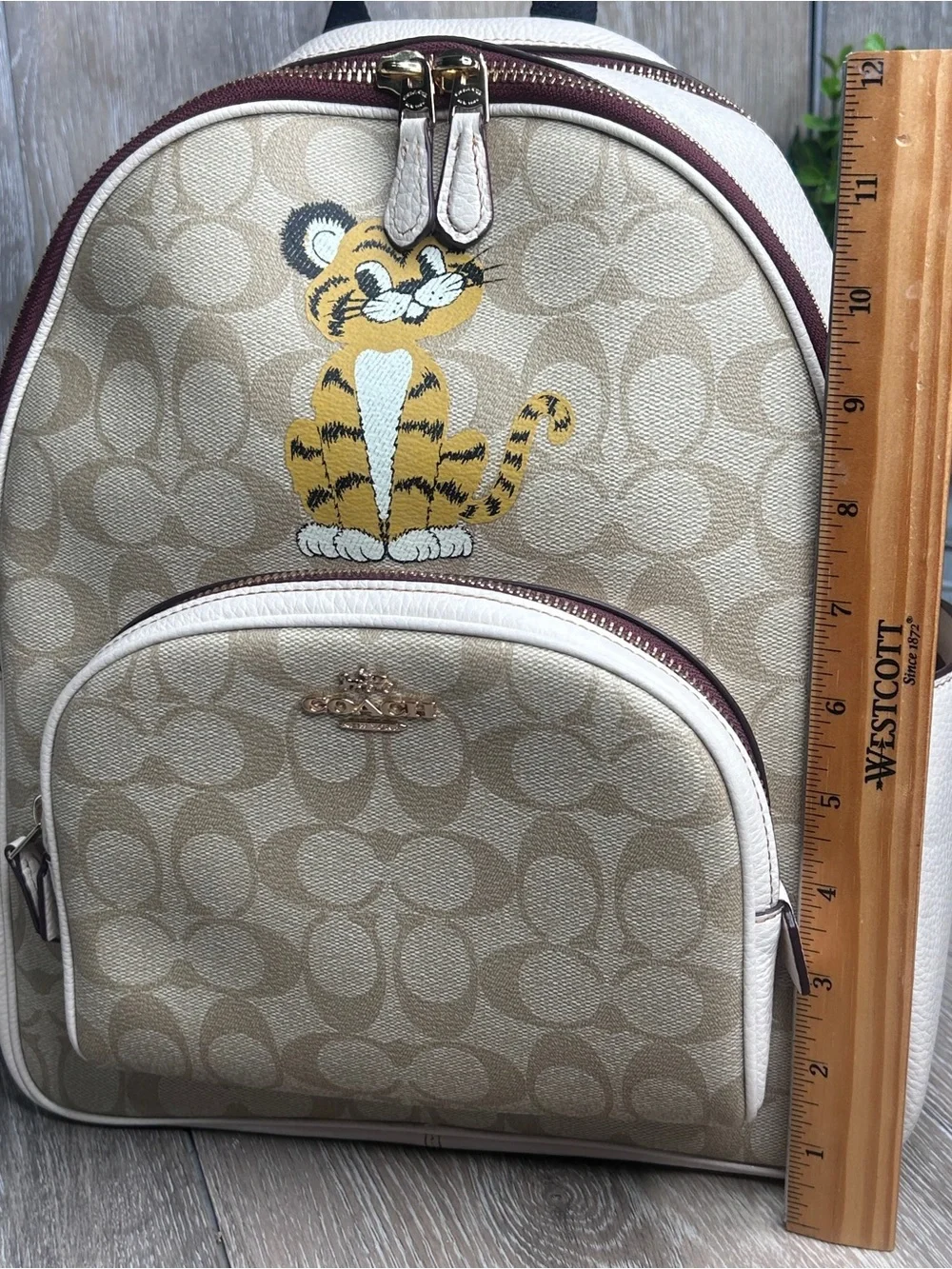 Coach Signature Canvas Tiger Backpack • Limited Edition Print • Beige & White